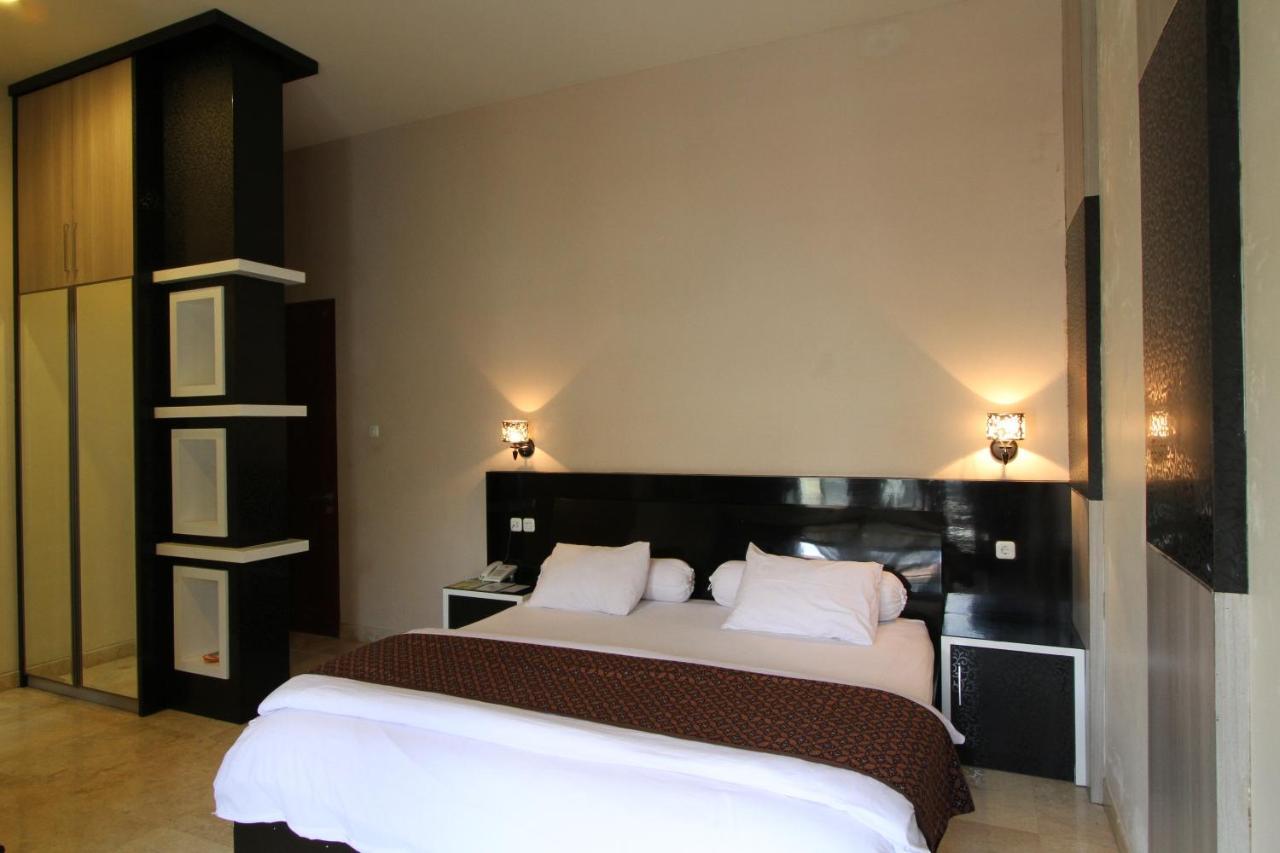 Griya Desa Hotel & Pool Sleman  Dış mekan fotoğraf
